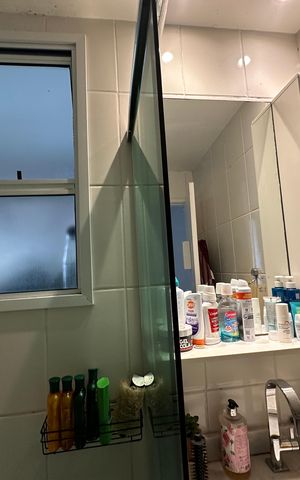 Apartamento à venda com 68m², 3 quartos e 1 vaga Apartamento à venda com 68m², 3 quartos e 1 vagaBanheiro