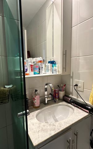 Apartamento à venda com 68m², 3 quartos e 1 vaga Apartamento à venda com 68m², 3 quartos e 1 vagaBanheiro