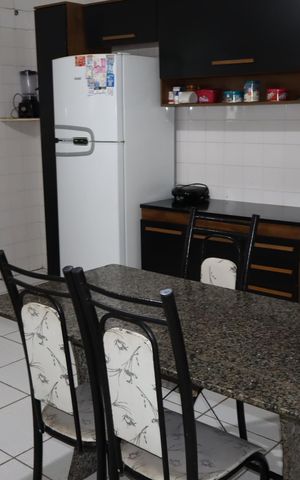 Casa à venda com 130m², 3 quartos e 2 vagasCozinha