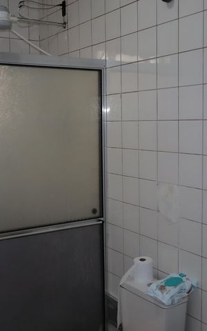 Casa à venda com 130m², 3 quartos e 2 vagasBanheiro