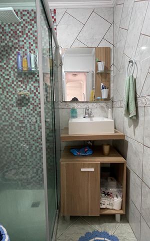 Apartamento à venda com 52m², 2 quartos e sem vaga Apartamento à venda com 52m², 2 quartos e sem vagaBanheiro