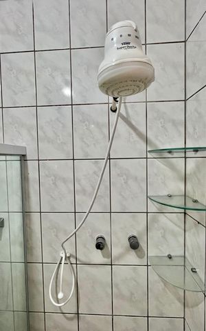 Casa à venda com 145m², 3 quartos e 3 vagas Casa à venda com 145m², 3 quartos e 3 vagasBanheiro