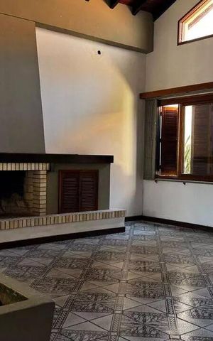 Casa para alugar com 750m², 6 quartos e 2 vagas