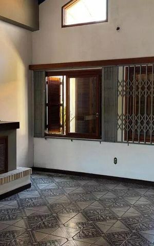 Casa para alugar com 750m², 6 quartos e 2 vagas