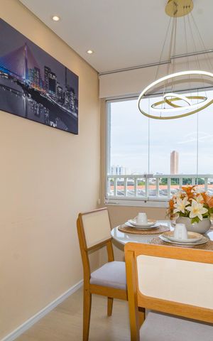 Apartamento à venda com 33m², 2 quartos e sem vaga Apartamento à venda com 33m², 2 quartos e sem vagaSala de Jantar