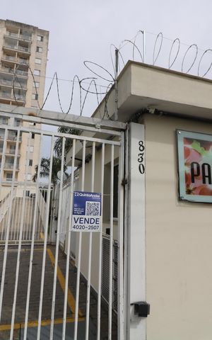 Apartamento à venda com 50m², 2 quartos e 1 vagaFachada e portaria