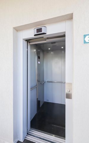 Apartamento à venda com 62m², 2 quartos e 1 vagaElevador