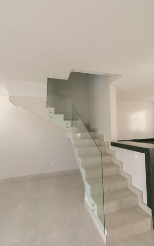 Casa à venda com 127m², 3 quartos e 2 vagas
