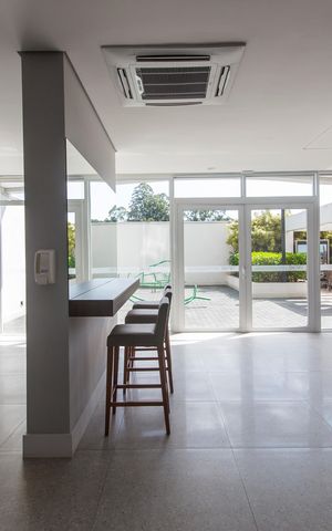 Apartamento à venda com 70m², 1 quarto e 2 vagasHall social
