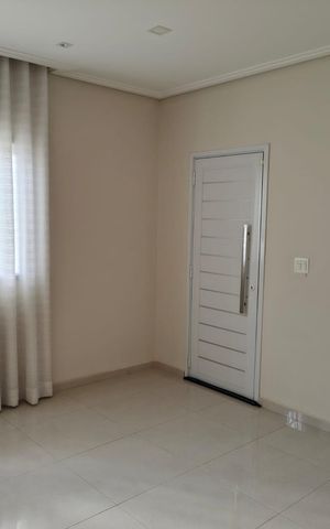 Casa à venda com 162m², 3 quartos e 4 vagasSala