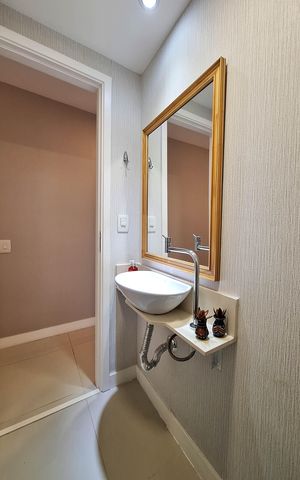 Apartamento à venda com 119m², 3 quartos e 2 vagas Apartamento à venda com 119m², 3 quartos e 2 vagasLavabo