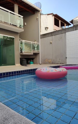 Casa de condomínio à venda com 290m², 4 quartos e 1 vagaPiscina