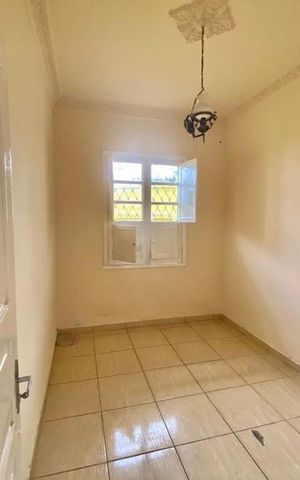 Casa à venda com 260m², 4 quartos e sem vaga Casa à venda com 260m², 4 quartos e sem vagaQuarto 2