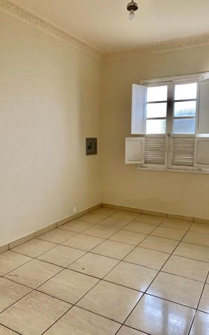 Casa à venda com 260m², 4 quartos e sem vaga Casa à venda com 260m², 4 quartos e sem vagaQuarto 4