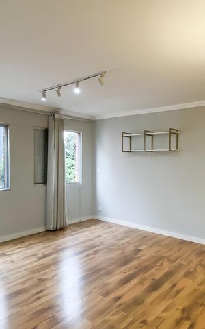 Apartamento à venda com 67m², 2 quartos e 1 vaga Apartamento à venda com 67m², 2 quartos e 1 vagaSala