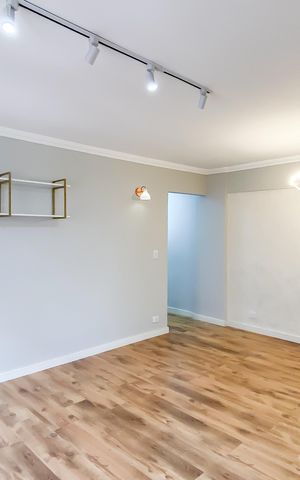 Apartamento à venda com 67m², 2 quartos e 1 vaga Apartamento à venda com 67m², 2 quartos e 1 vagaSala