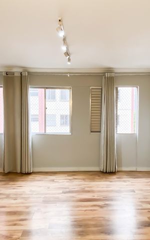 Apartamento à venda com 67m², 2 quartos e 1 vaga Apartamento à venda com 67m², 2 quartos e 1 vagaSala