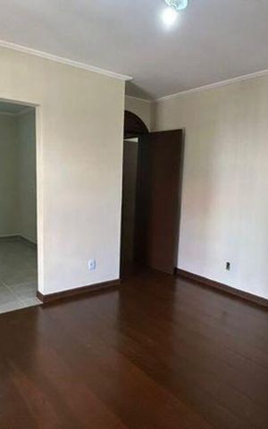 Casa de condomínio para alugar com 80m², 3 quartos e sem vaga Casa de condomínio para alugar com 80m², 3 quartos e sem vagaSala