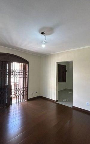 Casa de condomínio para alugar com 80m², 3 quartos e sem vaga Casa de condomínio para alugar com 80m², 3 quartos e sem vagaSala