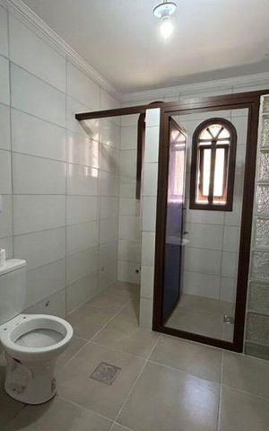 Casa de condomínio para alugar com 80m², 3 quartos e sem vaga Casa de condomínio para alugar com 80m², 3 quartos e sem vagaBanheiro