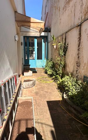 Casa à venda com 186m², 3 quartos e 2 vagas