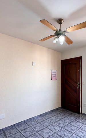 Apartamento à venda com 65m², 2 quartos e 1 vaga Apartamento à venda com 65m², 2 quartos e 1 vagaSala