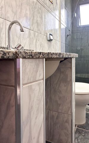 Apartamento à venda com 65m², 2 quartos e 1 vaga Apartamento à venda com 65m², 2 quartos e 1 vagaBanheiro Social