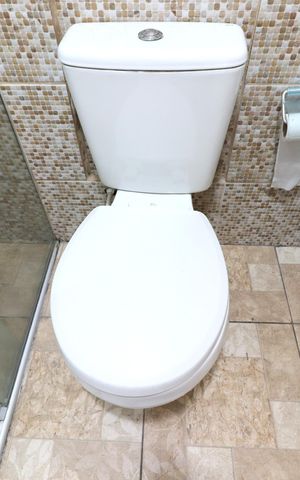 Casa à venda com 90m², 2 quartos e 2 vagasBanheiro