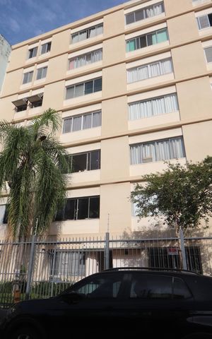 Apartamento à venda com 70m², 2 quartos e sem vagaFachada - Rua de Trás