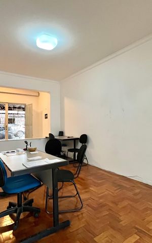 Casa para alugar com 300m², 3 quartos e 2 vagasSala