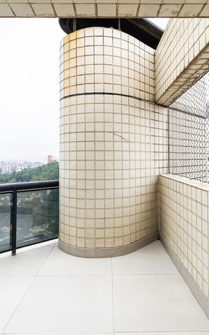 Apartamento à venda com 483m², 4 quartos e 6 vagas