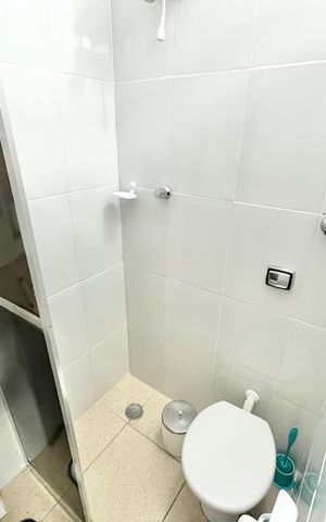 Casa à venda com 72m², 2 quartos e 1 vaga Casa à venda com 72m², 2 quartos e 1 vagaBanheiro de serviço