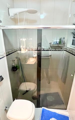 Casa à venda com 72m², 2 quartos e 1 vaga Casa à venda com 72m², 2 quartos e 1 vagaBanheiro