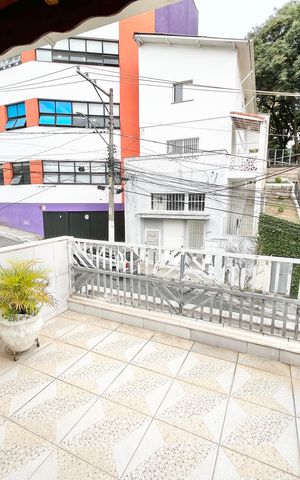 Casa à venda com 72m², 2 quartos e 1 vaga Casa à venda com 72m², 2 quartos e 1 vagaQuarto 1 Varanda