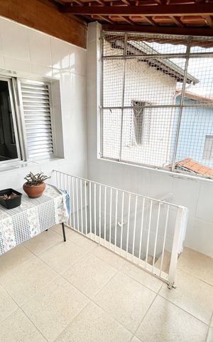 Casa à venda com 72m², 2 quartos e 1 vaga Casa à venda com 72m², 2 quartos e 1 vagaVaranda