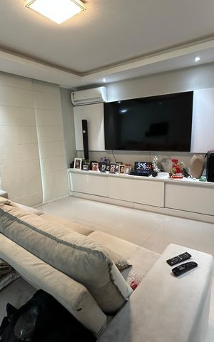 Casa à venda com 110m², 3 quartos e 2 vagasSala