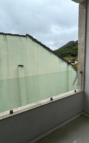 Casa à venda com 110m², 3 quartos e 2 vagasVaranda da suíte 2