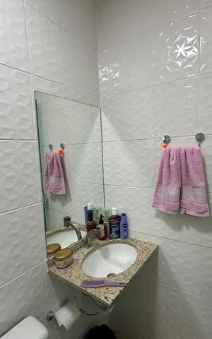 Casa à venda com 110m², 3 quartos e 2 vagasBanheiro da Suíte 1
