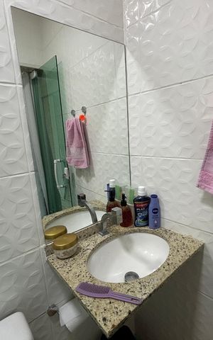 Casa à venda com 110m², 3 quartos e 2 vagasBanheiro da Suíte 1