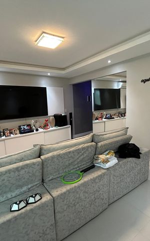 Casa à venda com 110m², 3 quartos e 2 vagasSala
