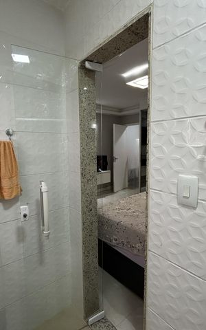 Casa à venda com 110m², 3 quartos e 2 vagasBanheiro da Suíte 2