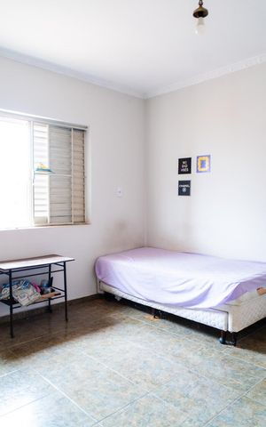Casa para alugar com 310m², 2 quartos e 1 vaga Casa para alugar com 310m², 2 quartos e 1 vagaQuarto