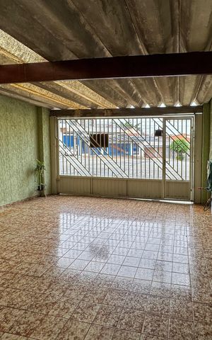 Casa à venda com 150m², 2 quartos e 2 vagas