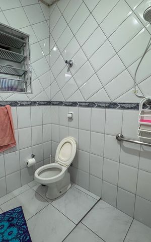 Casa à venda com 150m², 2 quartos e 2 vagas