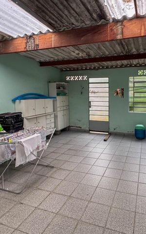 Casa à venda com 150m², 2 quartos e 2 vagas