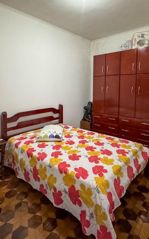 Casa à venda com 150m², 2 quartos e 2 vagas Casa à venda com 150m², 2 quartos e 2 vagasQuarto 2