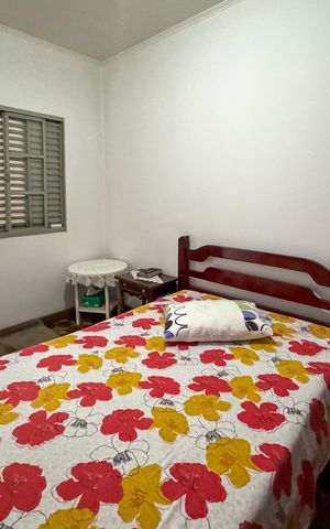 Casa à venda com 150m², 2 quartos e 2 vagas Casa à venda com 150m², 2 quartos e 2 vagasQuarto 2
