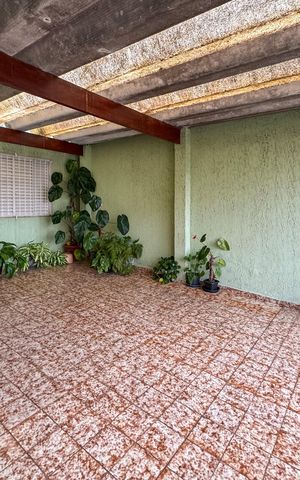 Casa à venda com 150m², 2 quartos e 2 vagas