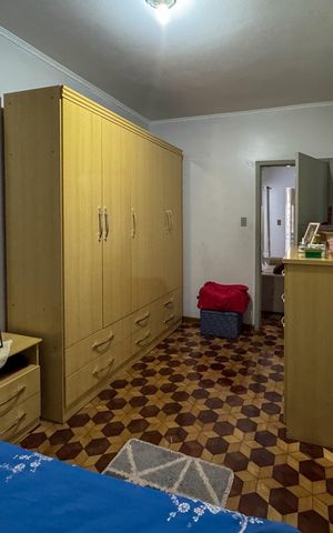 Casa à venda com 150m², 2 quartos e 2 vagas Casa à venda com 150m², 2 quartos e 2 vagasQuarto 1