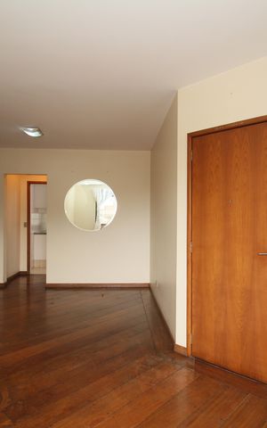 Apartamento para alugar com 130m², 5 quartos e 3 vagasSala